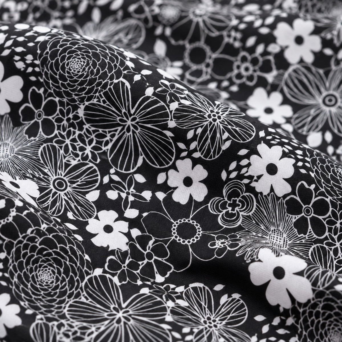 Mono Bloom Bandana