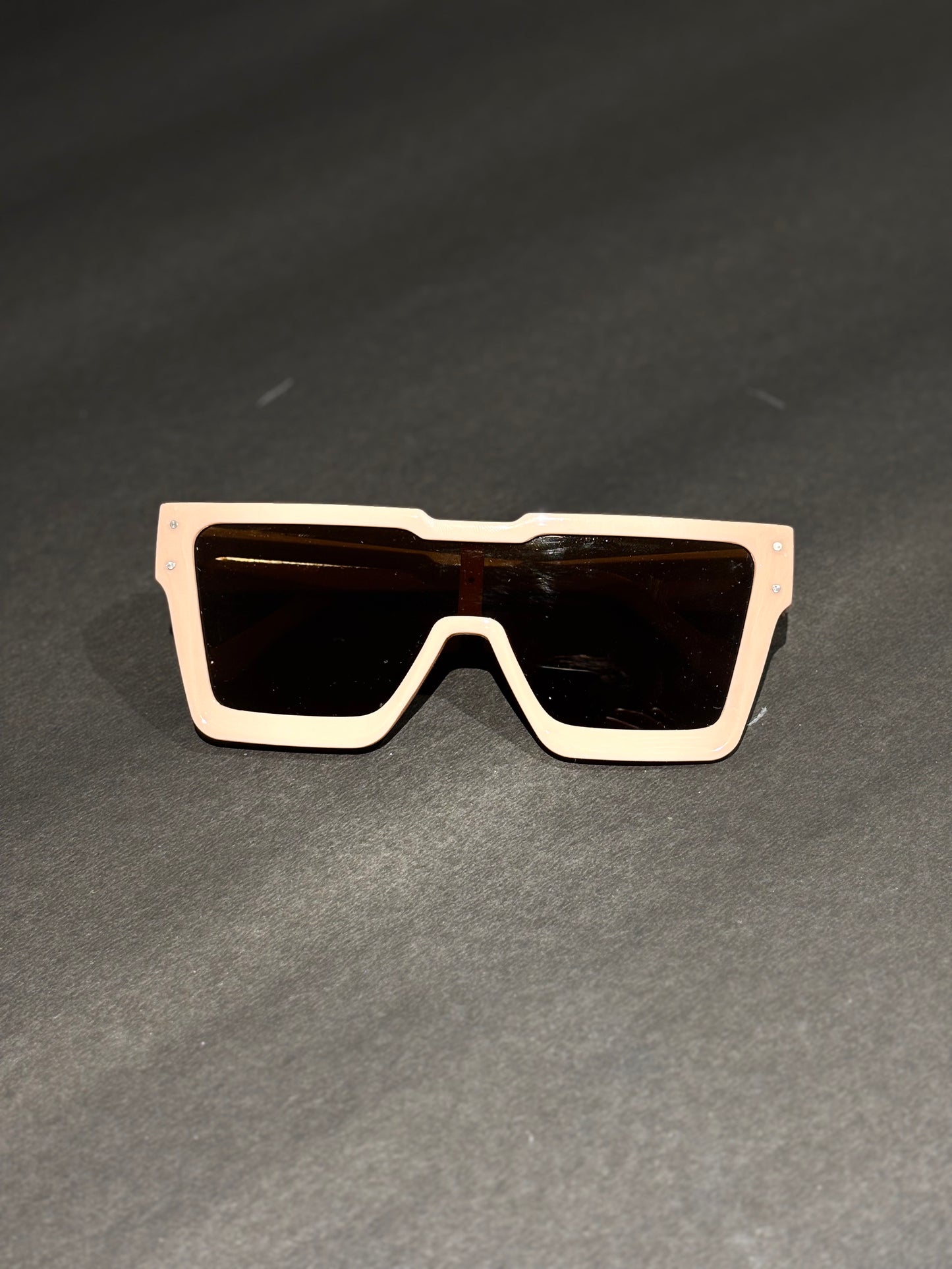 Beige ultra glass