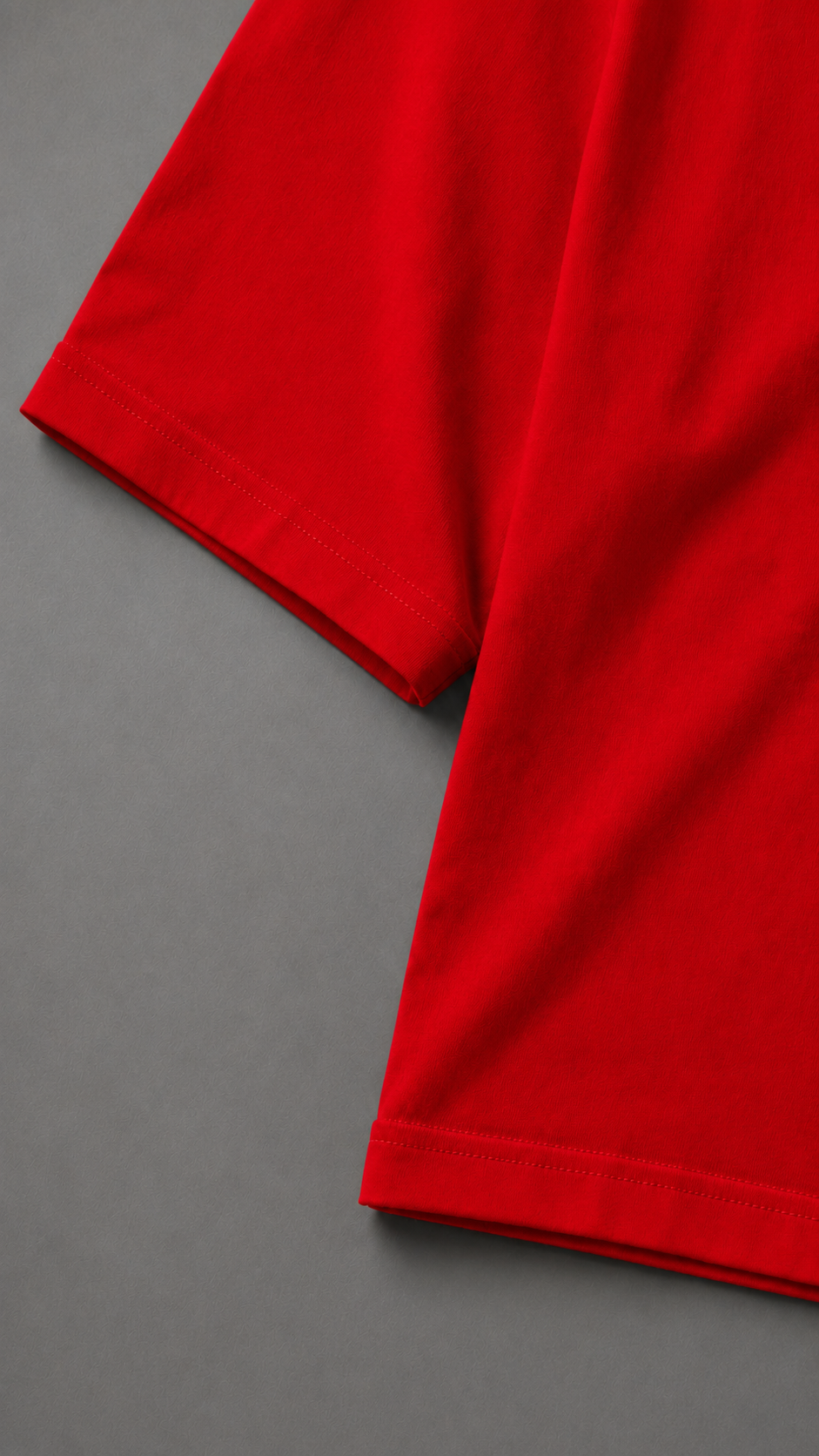 ESCAPE ESSENTIAL RED BOXY TEE