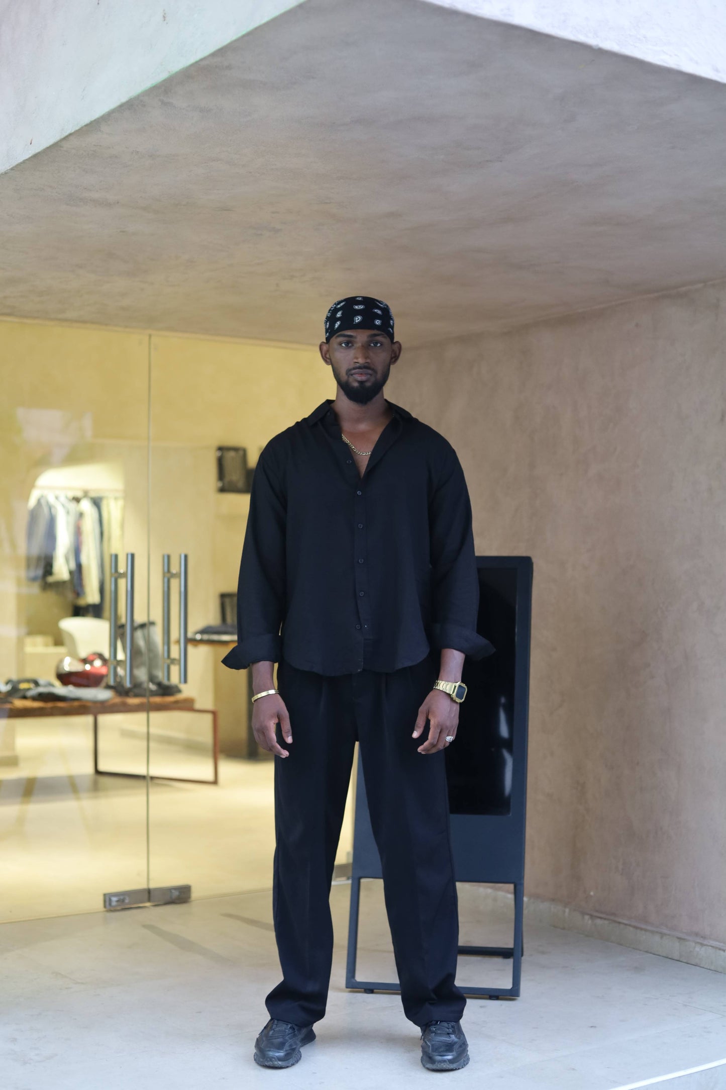 BLACK LINEN SHIRT