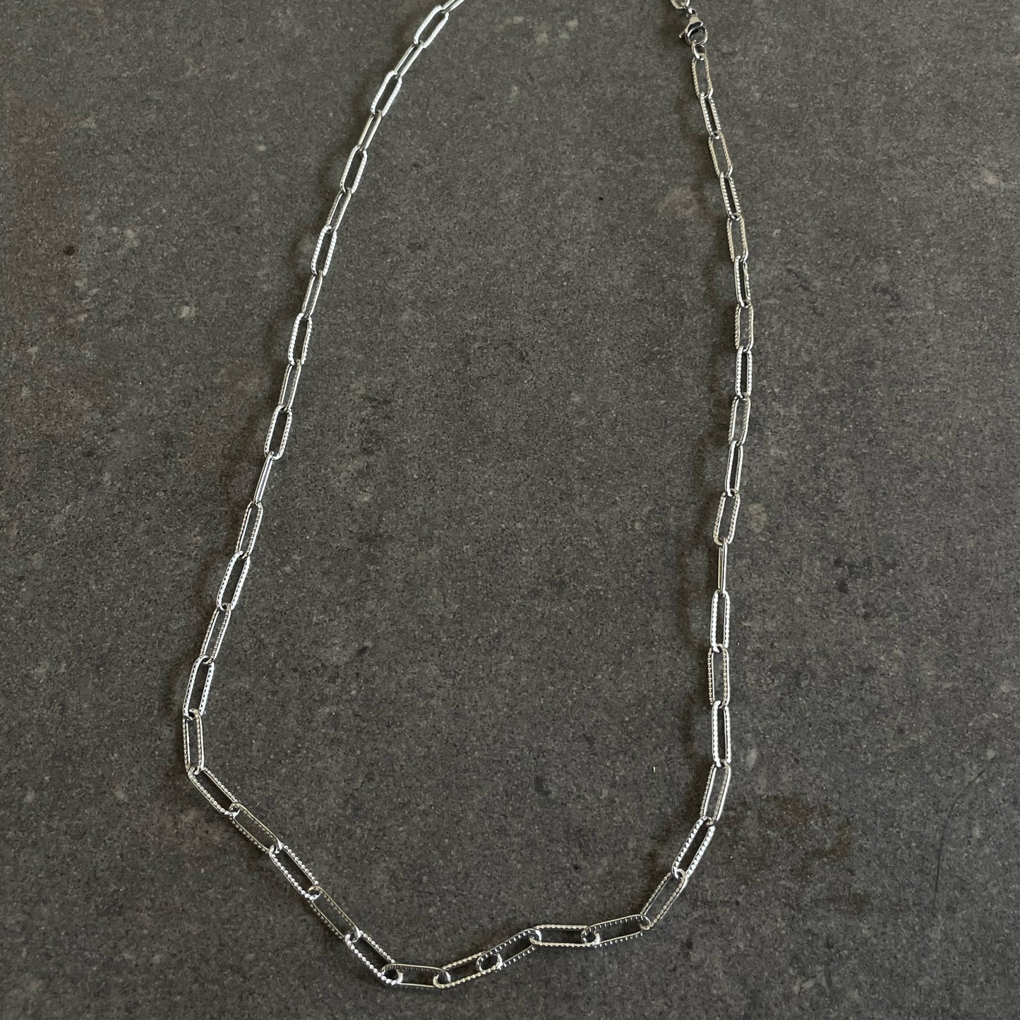 textured loop chain