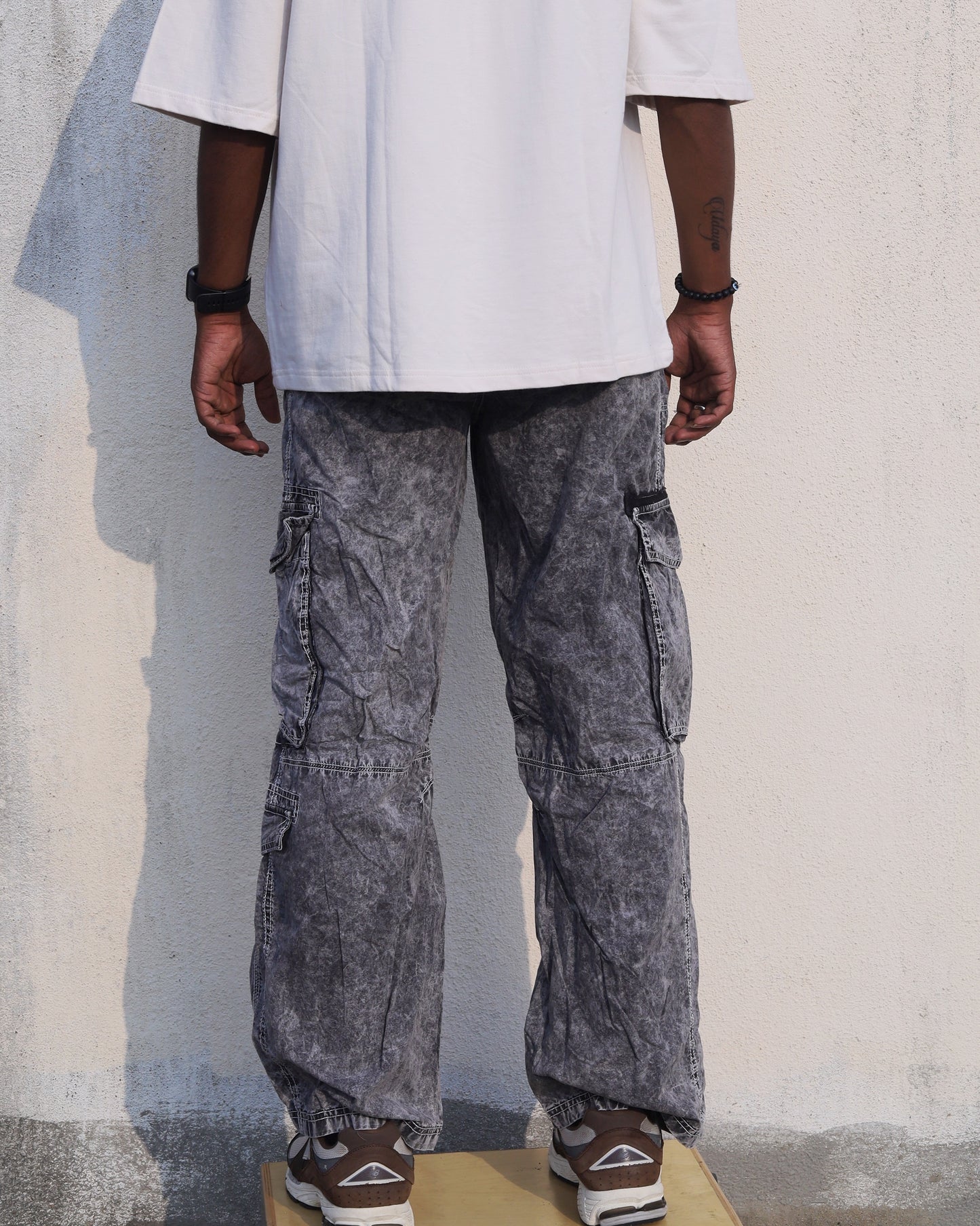 Straight fit washed cargo