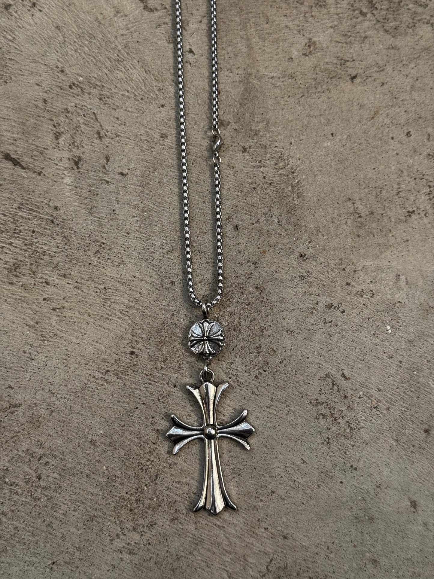 TINY BALL CROSS