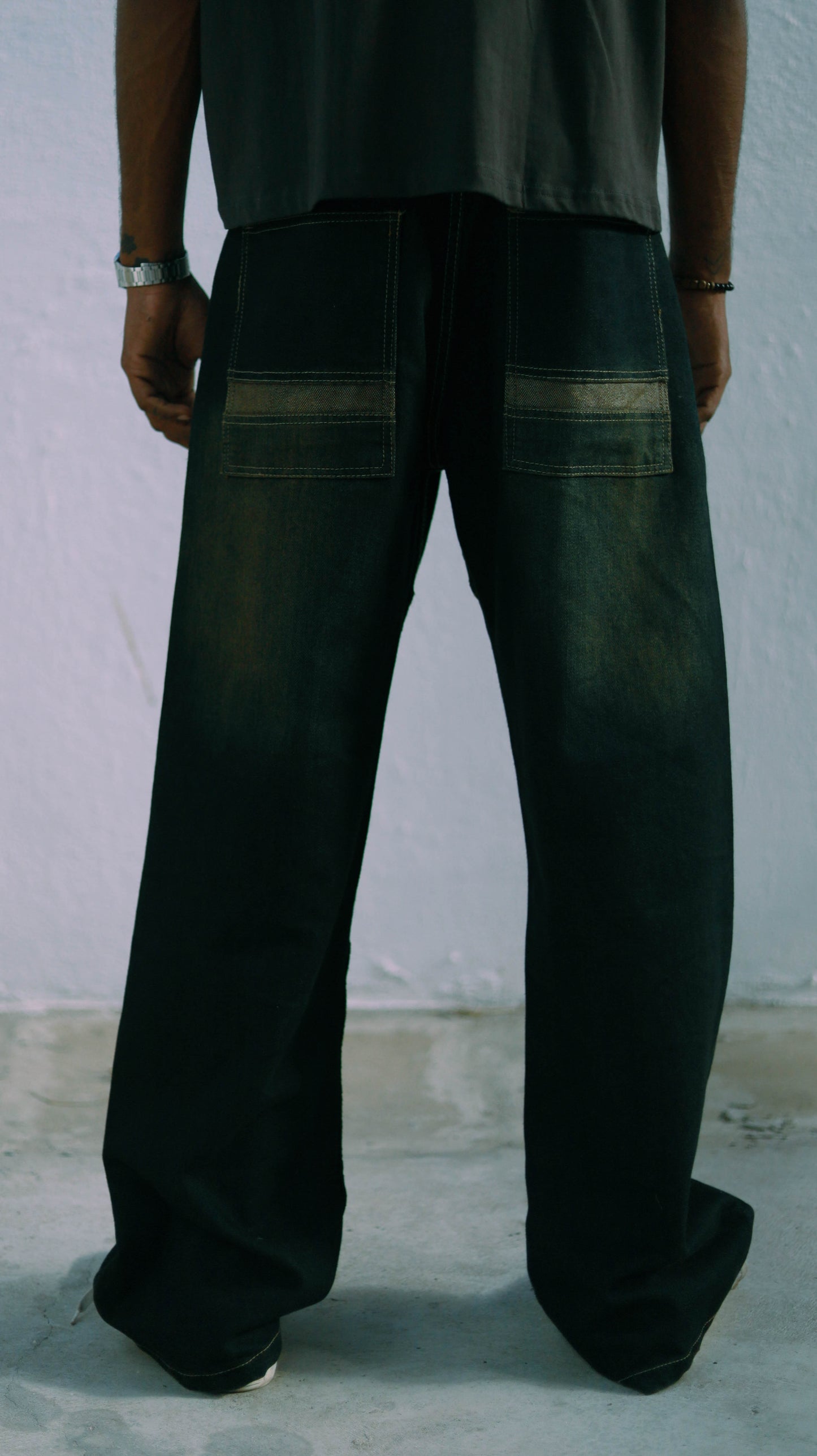 Black Dirty Wash Denim