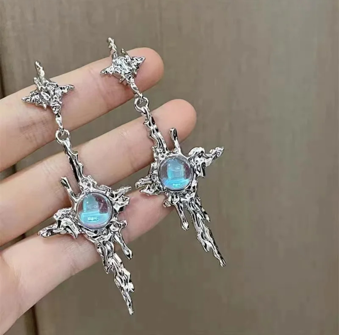 Opal star earing