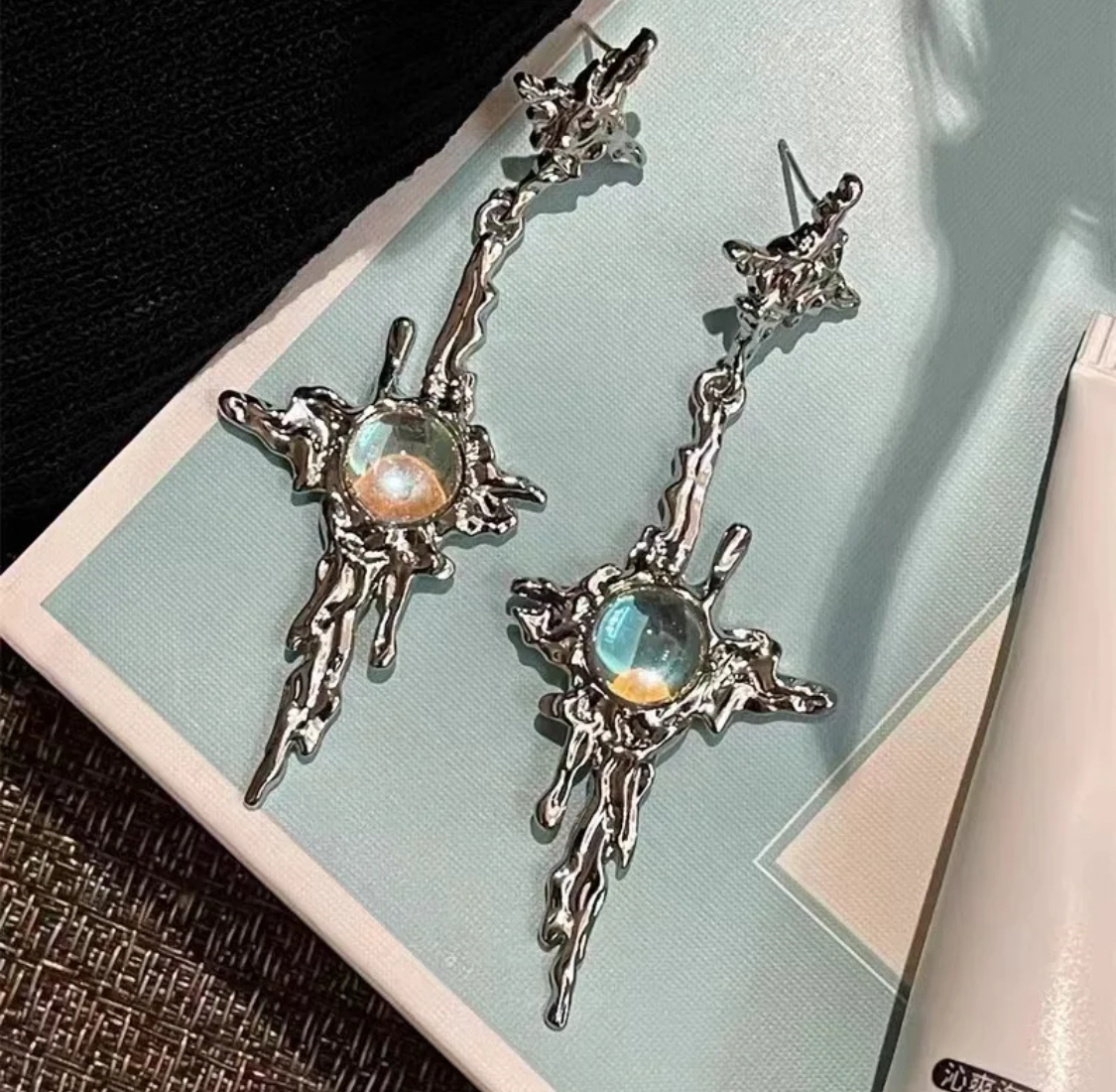 Opal star earing