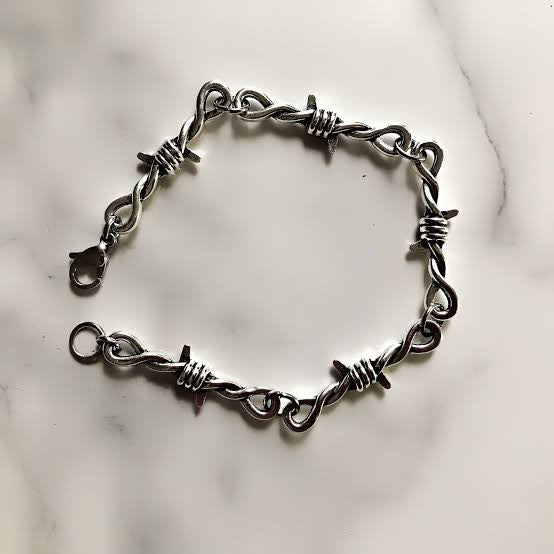 Thorn silver bracelet