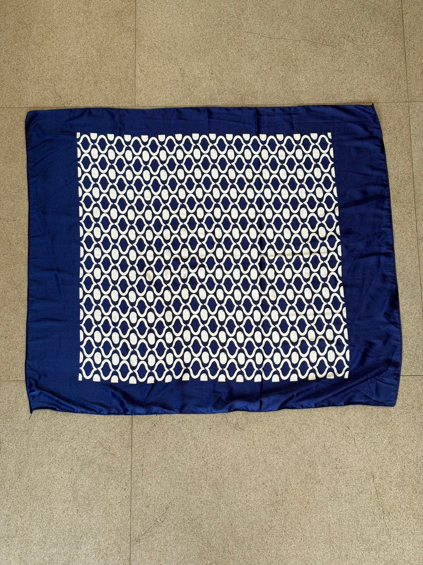 THE MIDNIGHT GEO SCARF