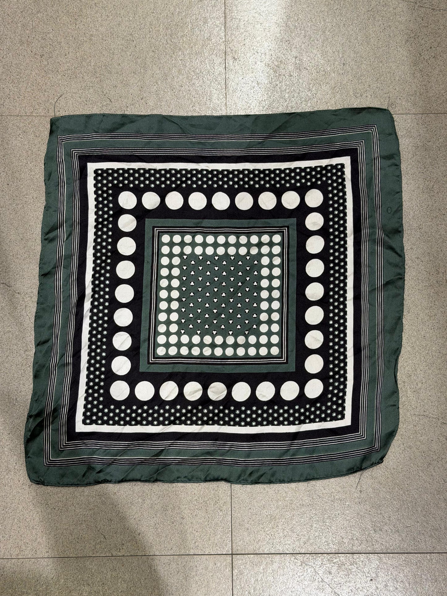 Monochrome Maze Scarf