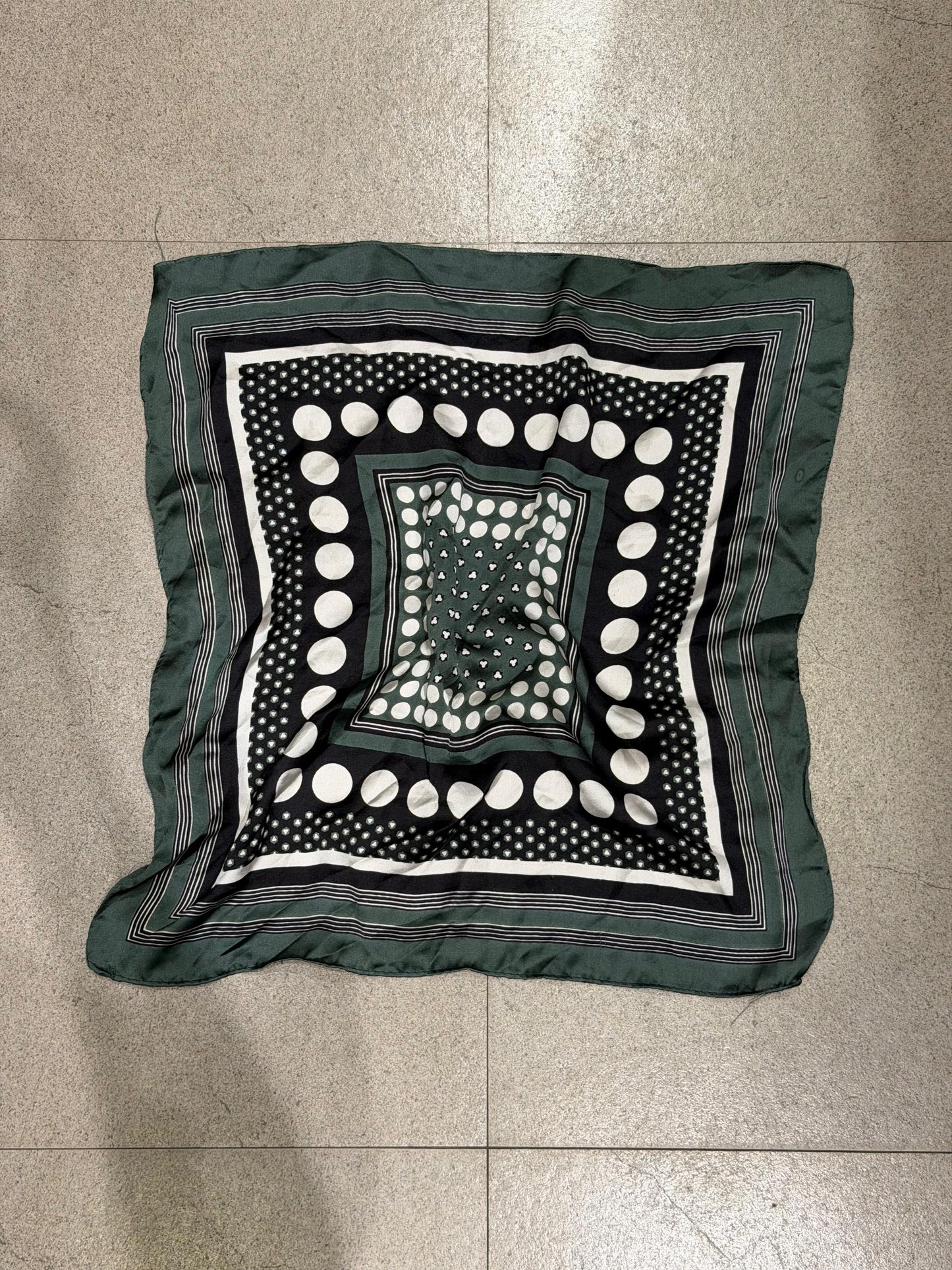 Monochrome Maze Scarf