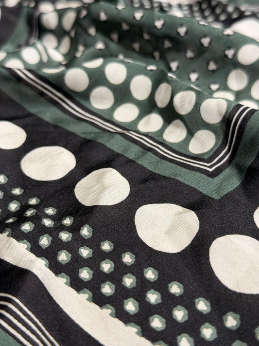 Monochrome Maze Scarf