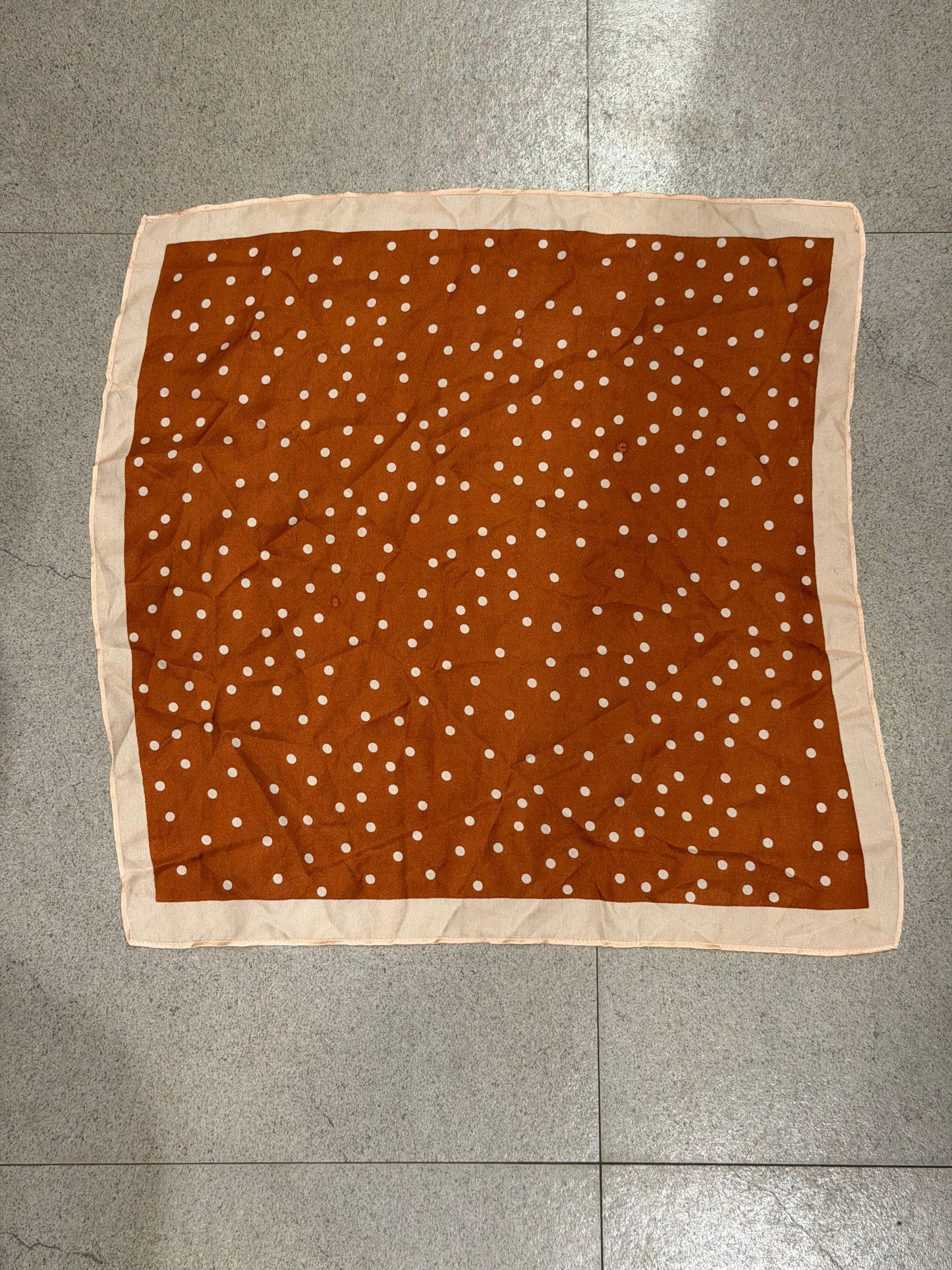 COCOA POLKA DOT SCARF