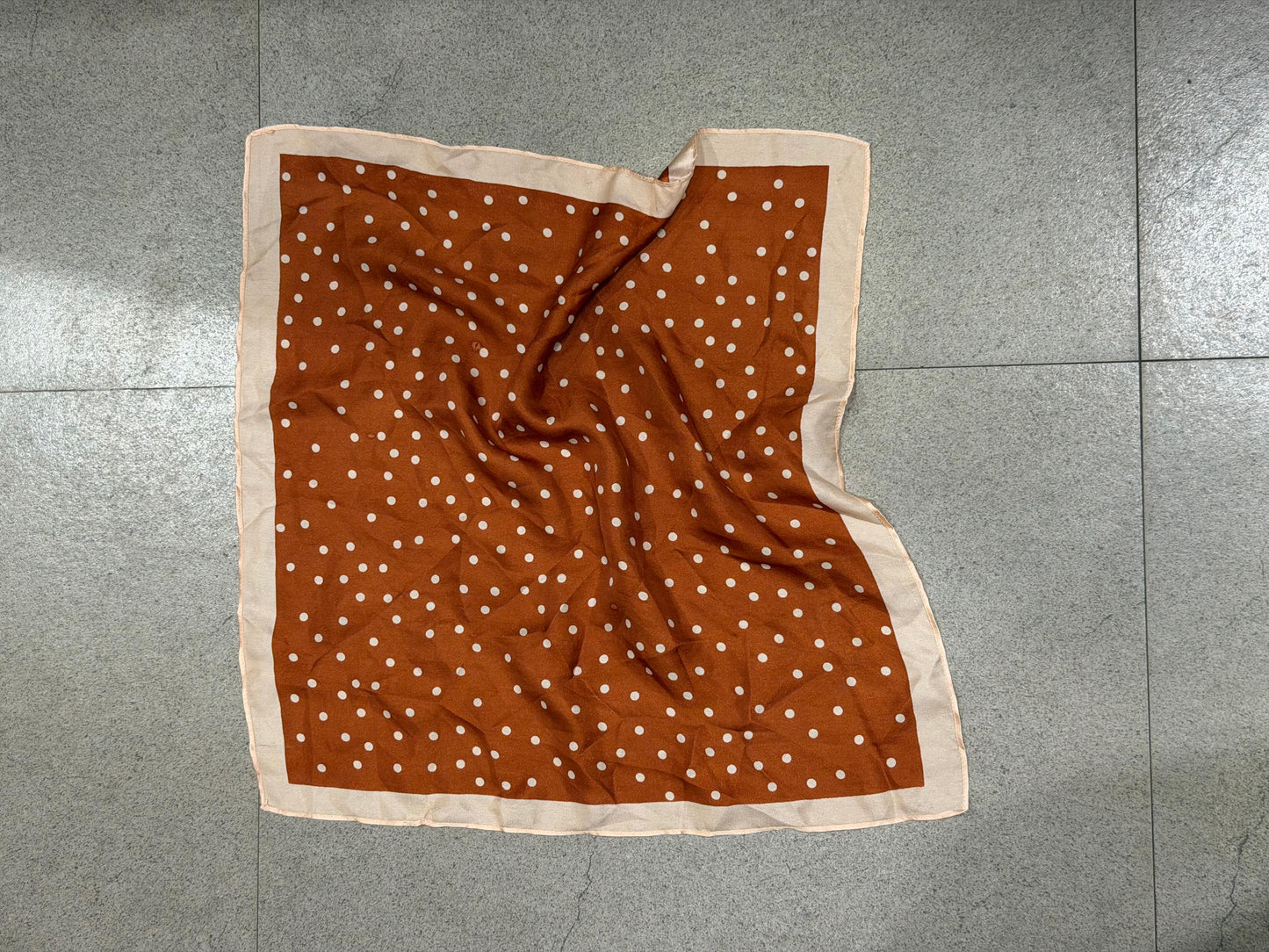 COCOA POLKA DOT SCARF