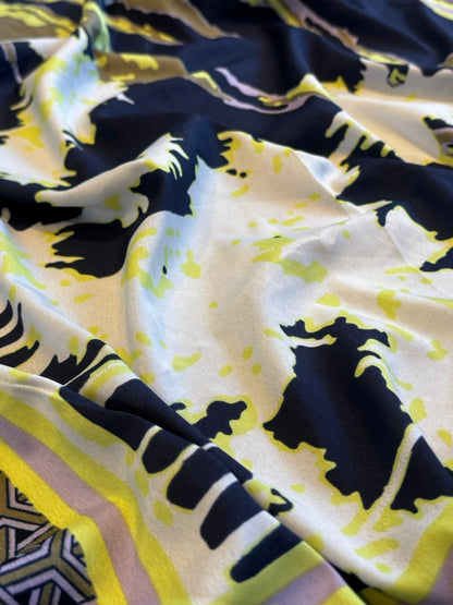 ECLIPSE BLOOM SCARF