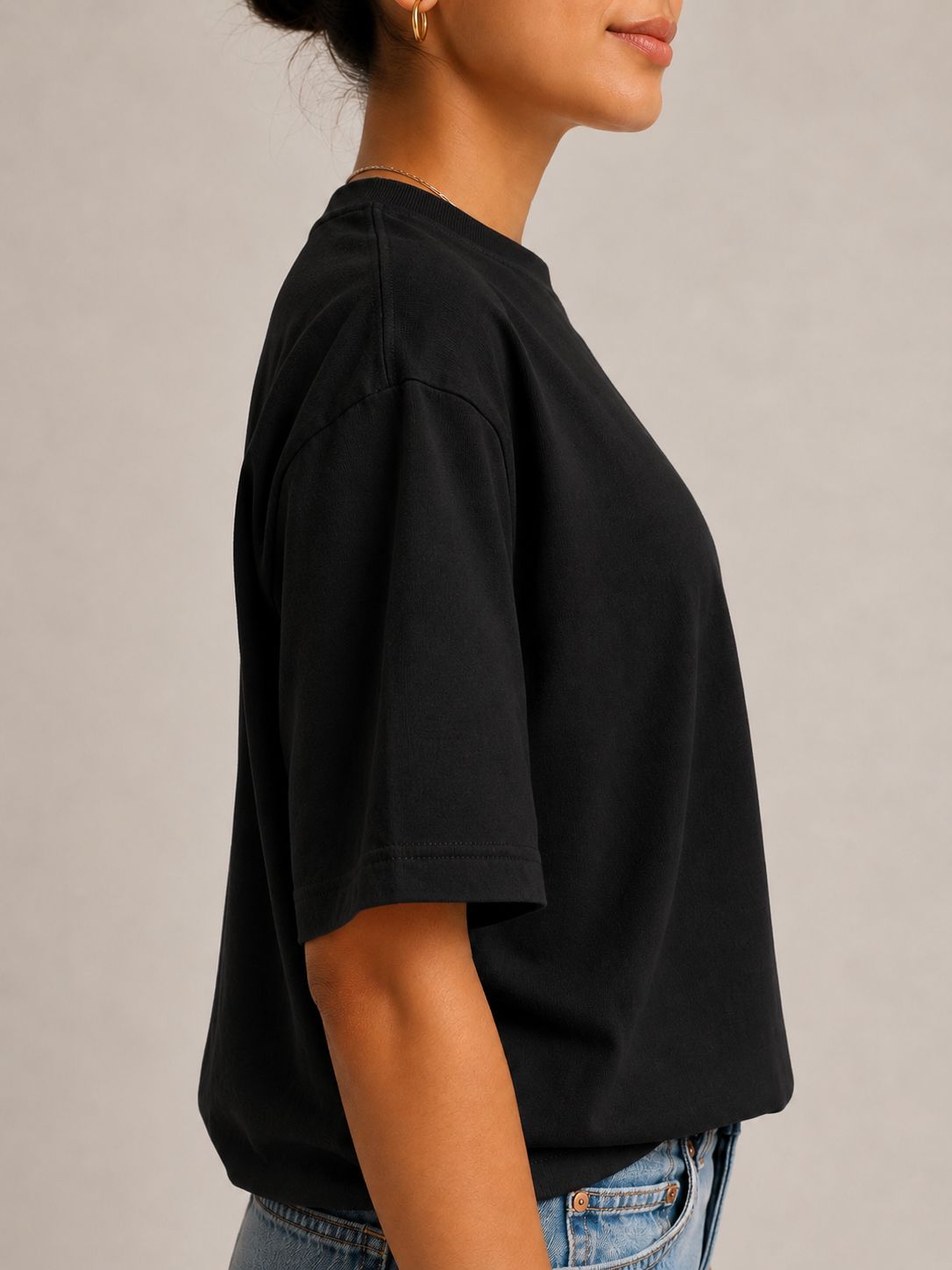 ESCAPE ESSENTIAL BLACK BOXY TEE