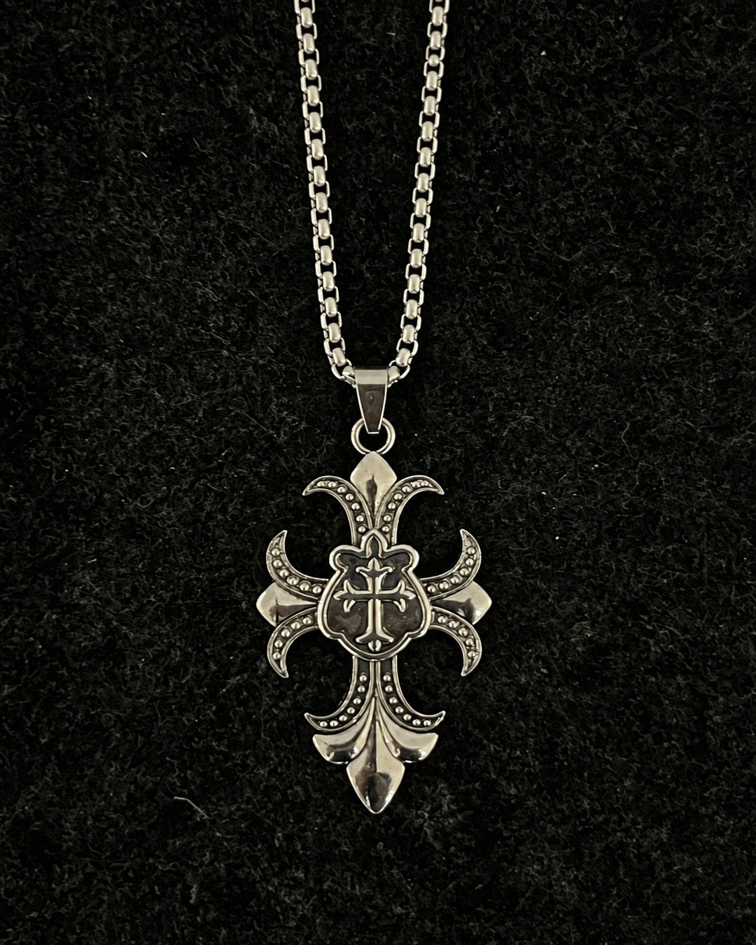 Gothic Crest